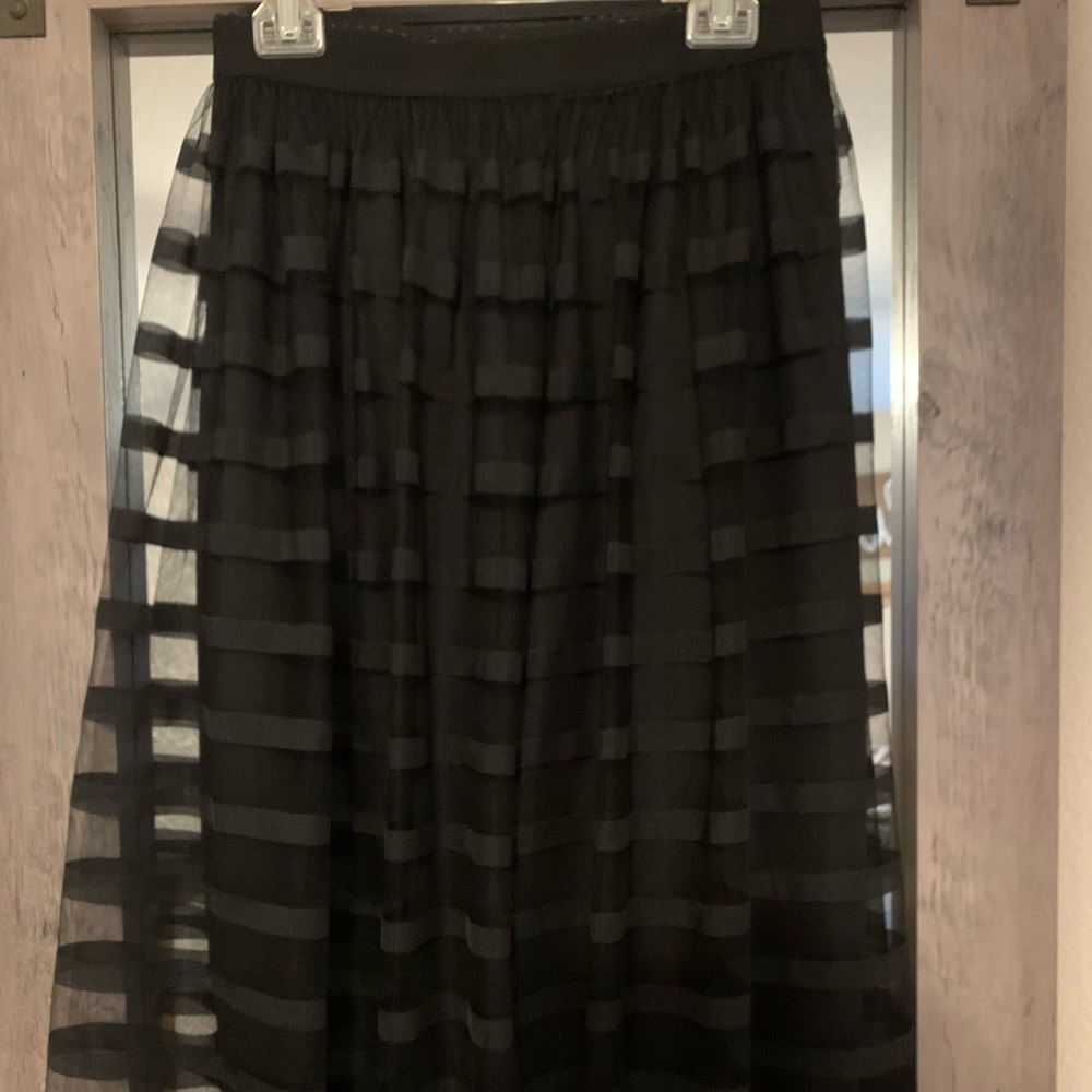 Metrowear skirt size M